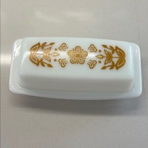 Vintage Pyrex Butter Dish W/ Lid Butterfly Gold